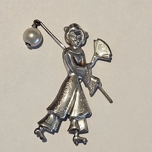 Vintage Designer Lang Sterling Silver Asian Lady Kimono Pearl Brooch Pin 2" - Picture 1 of 2